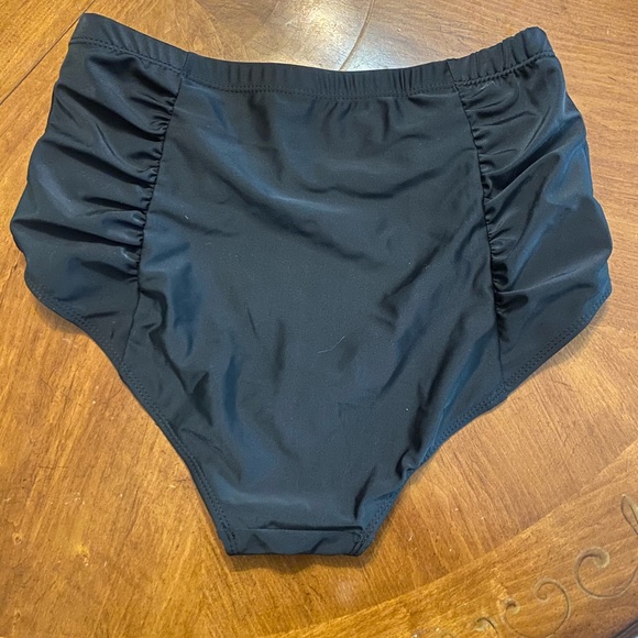 COPY - Swimsuit bottoms - Picture 2 of 4